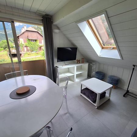 La Baie Des Voiles 3 Chambres 4 A 6 Personnes Au Bord Du Lac Plage Privee Дюэн Экстерьер фото