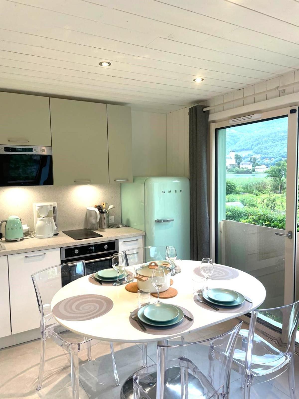La Baie Des Voiles 3 Chambres 4 A 6 Personnes Au Bord Du Lac Plage Privee Дюэн Экстерьер фото